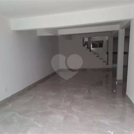 Casa à venda com 2 quartos, sendo 1 suíte, em Vila Leis, Itu, SP