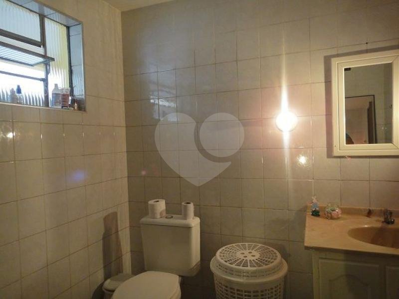 Casa à venda com 3 quartos, sendo 2 suítes, em Jardim Taboão, São Paulo, SP