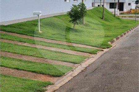 Casa à venda com 3 suítes no condomínio Residencial dos Lagos, Itupeva - SP