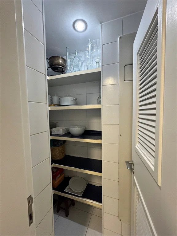 Apartamento à venda com 3 suítes em Vila Suzana, São Paulo, SP
