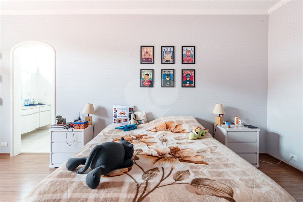 Casa à venda com 4 suítes no condomínio Residencial Chácara Monte Alegre, São Paulo - SP