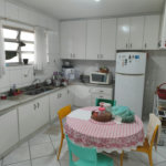 Casa à venda com 4 quartos, sendo 2 suítes, no condomínio Chácara das Rosas, São Paulo - SP