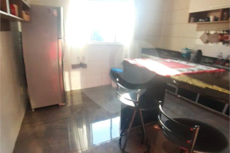 Sobrado à venda com 2 quartos, sendo 1 suíte, em Residencial Rancho Grande, Itaquaquecetuba, SP