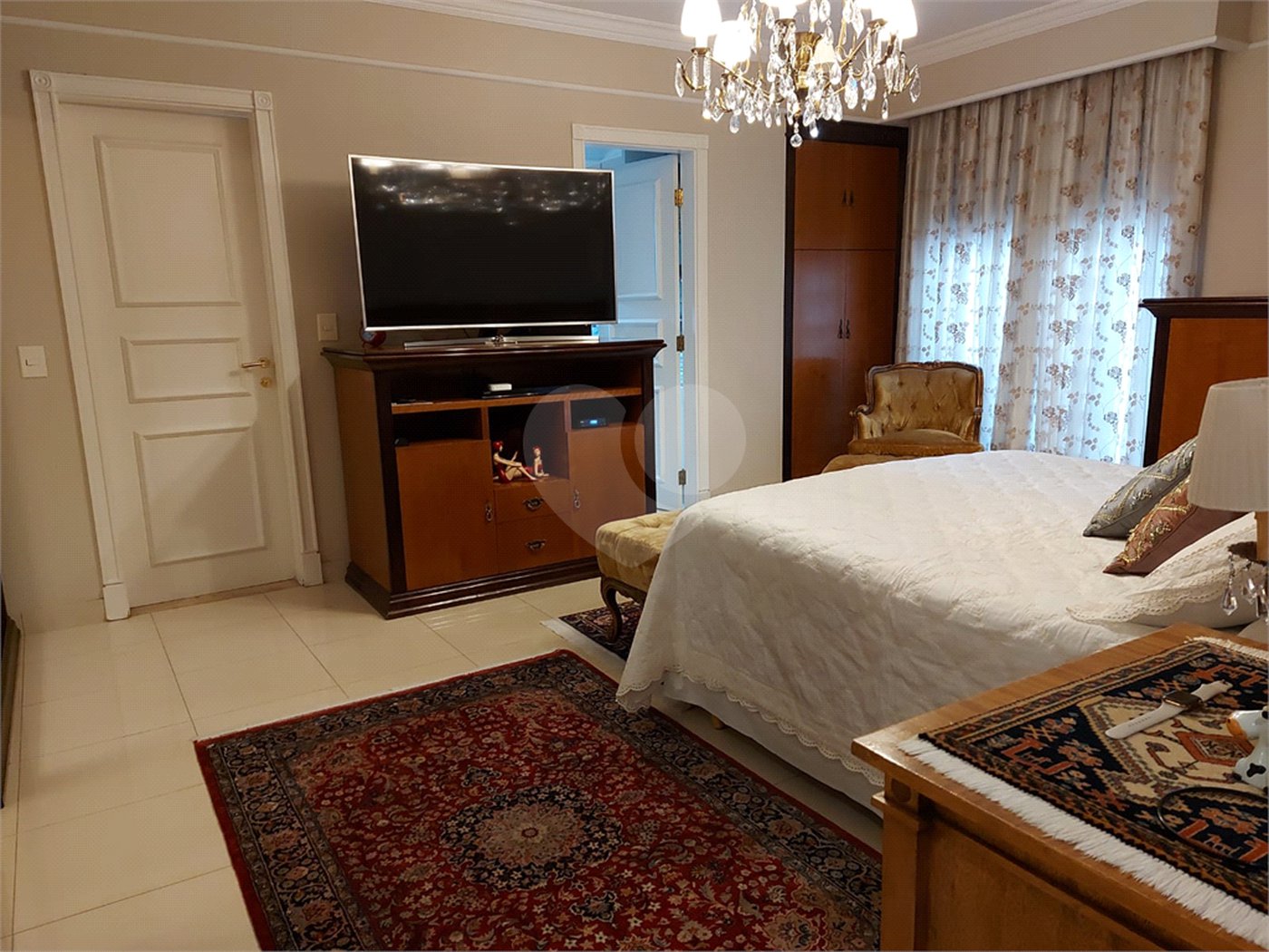 Apartamento à venda com 4 suítes em Moema, São Paulo, SP