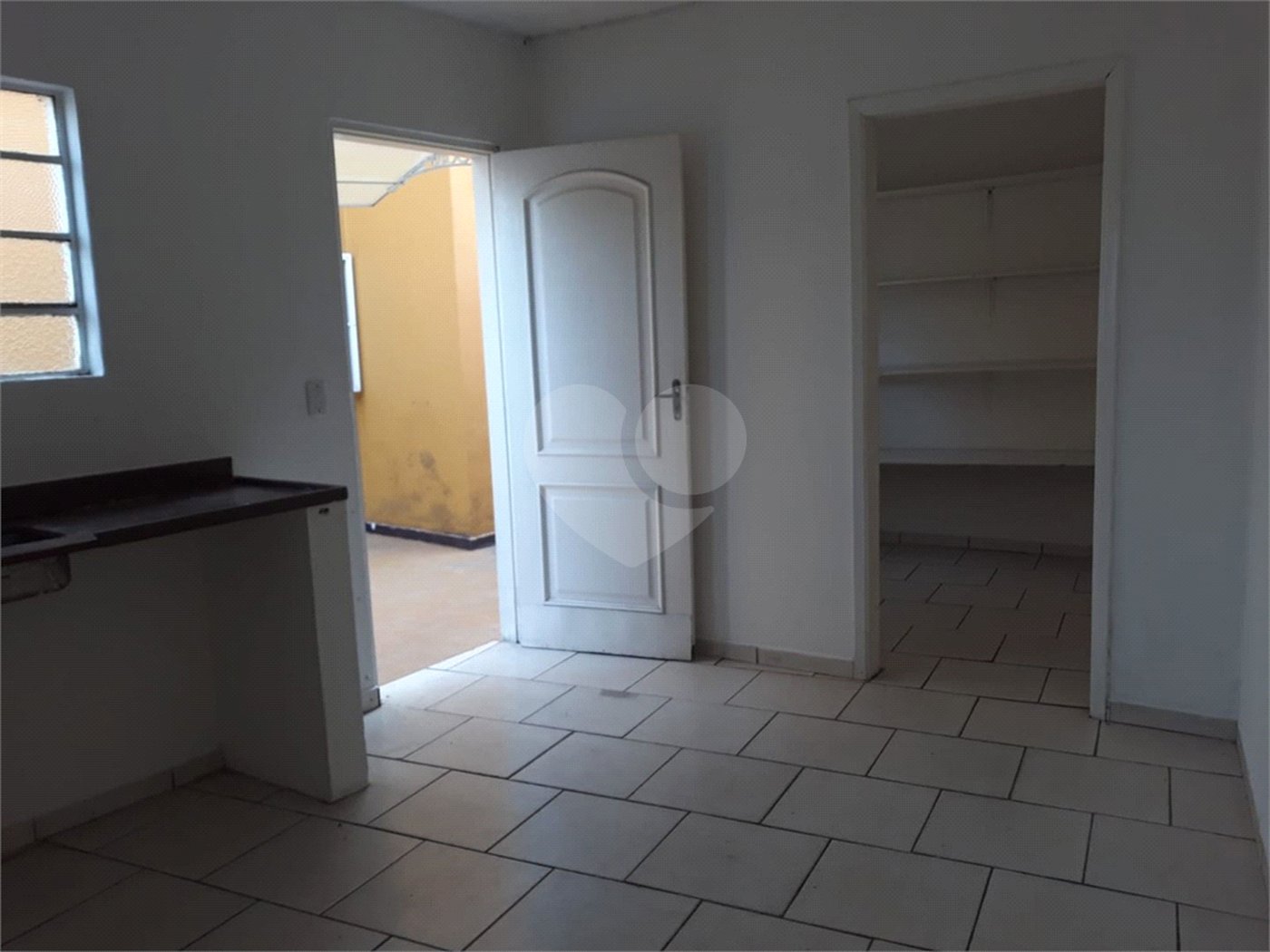 Sobrado para alugar com 4 quartos no Centro, São Roque, SP
