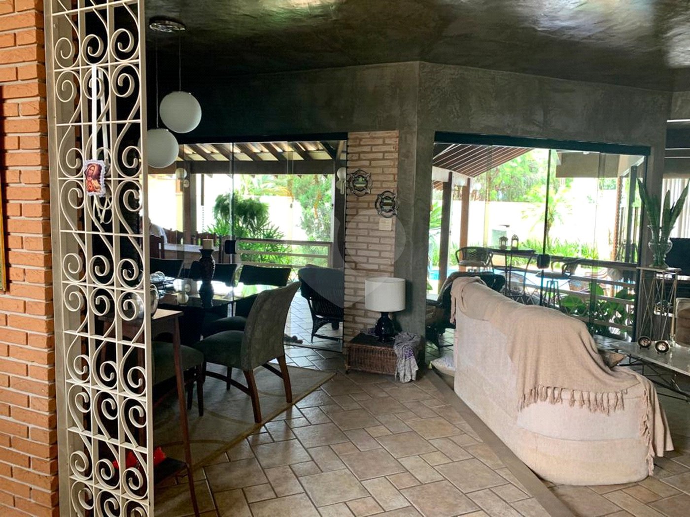 Sobrado à venda com 3 suítes em Vila Velosa, Araraquara, SP