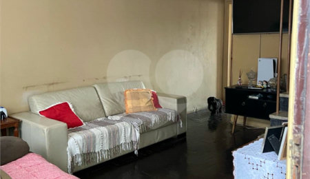 Sobrado à venda com 2 quartos em Vila Nivi, São Paulo, SP