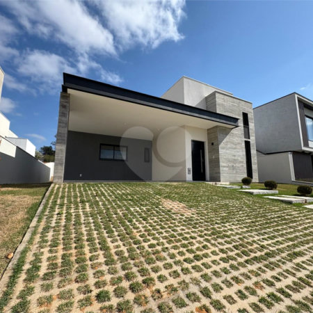 Casa à venda com 3 quartos, sendo 1 suíte, no condomínio Alphaville Castelo, Itu - SP