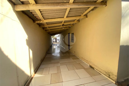 Casa à venda com 3 quartos em Vila Áurea, Ponta Porã, MS