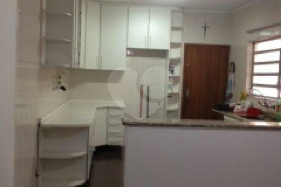 Sobrado à venda com 3 quartos, sendo 1 suíte, em Vila Nova Cachoeirinha, São Paulo, SP