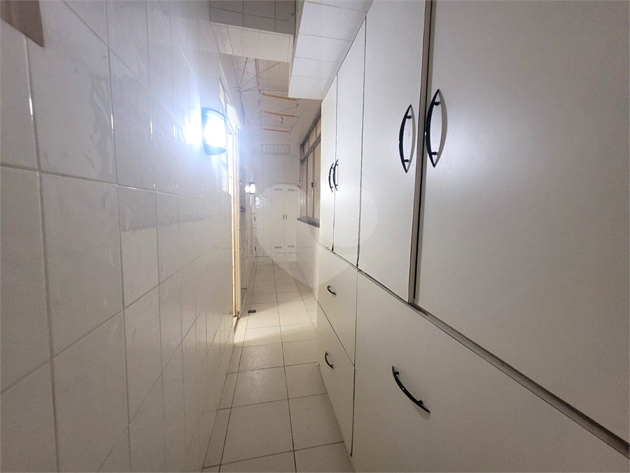 Apartamento à venda com 4 quartos, sendo 1 suíte, em Copacabana, Rio de Janeiro, RJ