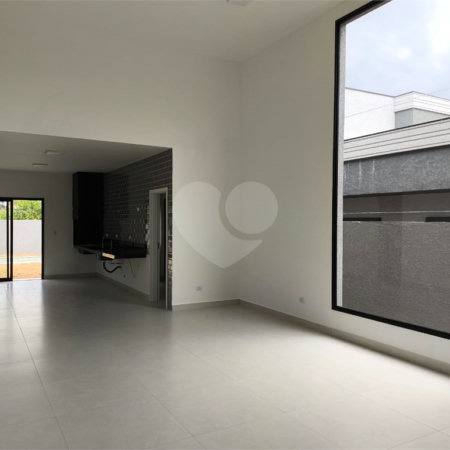 Casa Térrea à venda com 3 quartos, sendo 1 suíte, em Condomínio Residencial Reserva de Atibaia, Atibaia, SP