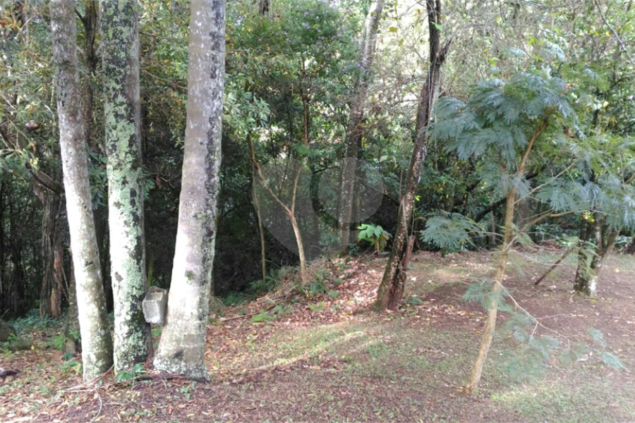 Casa à venda com 3 quartos, sendo 1 suíte,  em Jundiaizinho (terra Preta), Mairiporã, SP