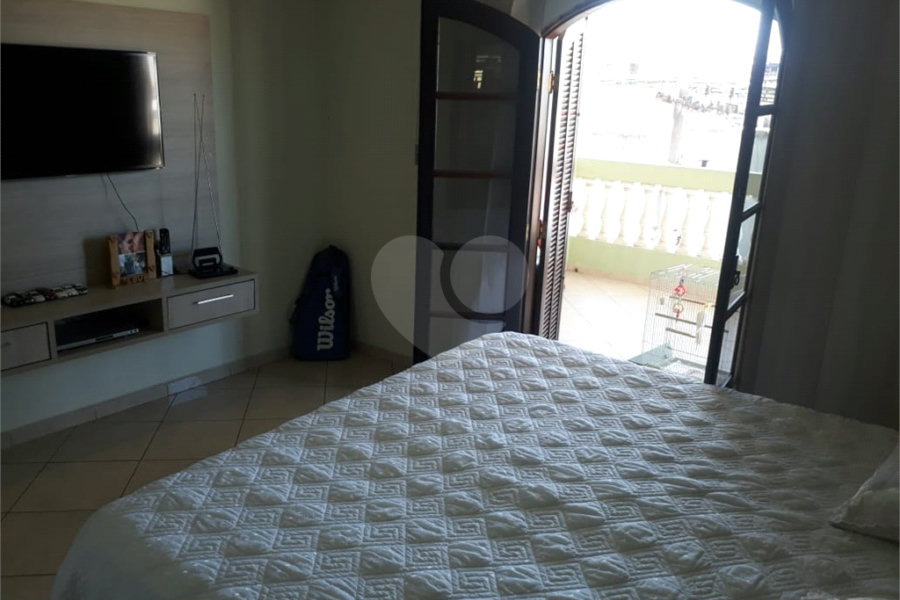Sobrado à venda com 4 quartos, sendo 1 suíte,  no Brasilândia, São Paulo, SP