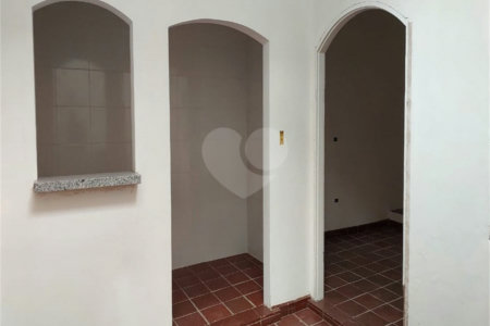 Sobrado à venda com 3 quartos, sendo 2 suítes, em Vila Paulicéia, São Paulo, SP
