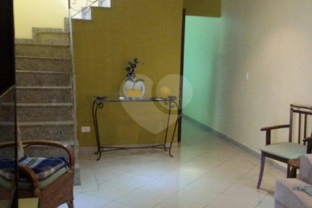 Sobrado à venda com 3 quartos, sendo 1 suíte, em Santa Teresinha, São Paulo, SP