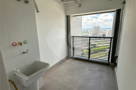 Apartamento à venda com 2 suítes em Jardim Morumbi, São Paulo, SP