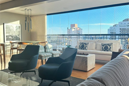 Apartamento à venda com 4 quartos, sendo 3 suítes, em Alto de Pinheiros, São Paulo, SP