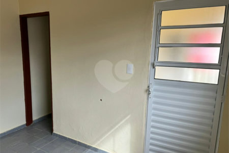 Casa à venda com 3 quartos em Vila Alves, Itapetininga, SP