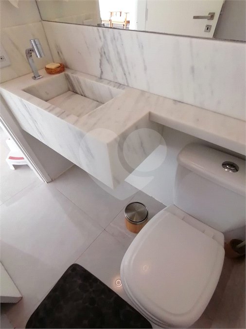 Apartamento à venda com 3 suítes em Vila Romana, São Paulo, SP