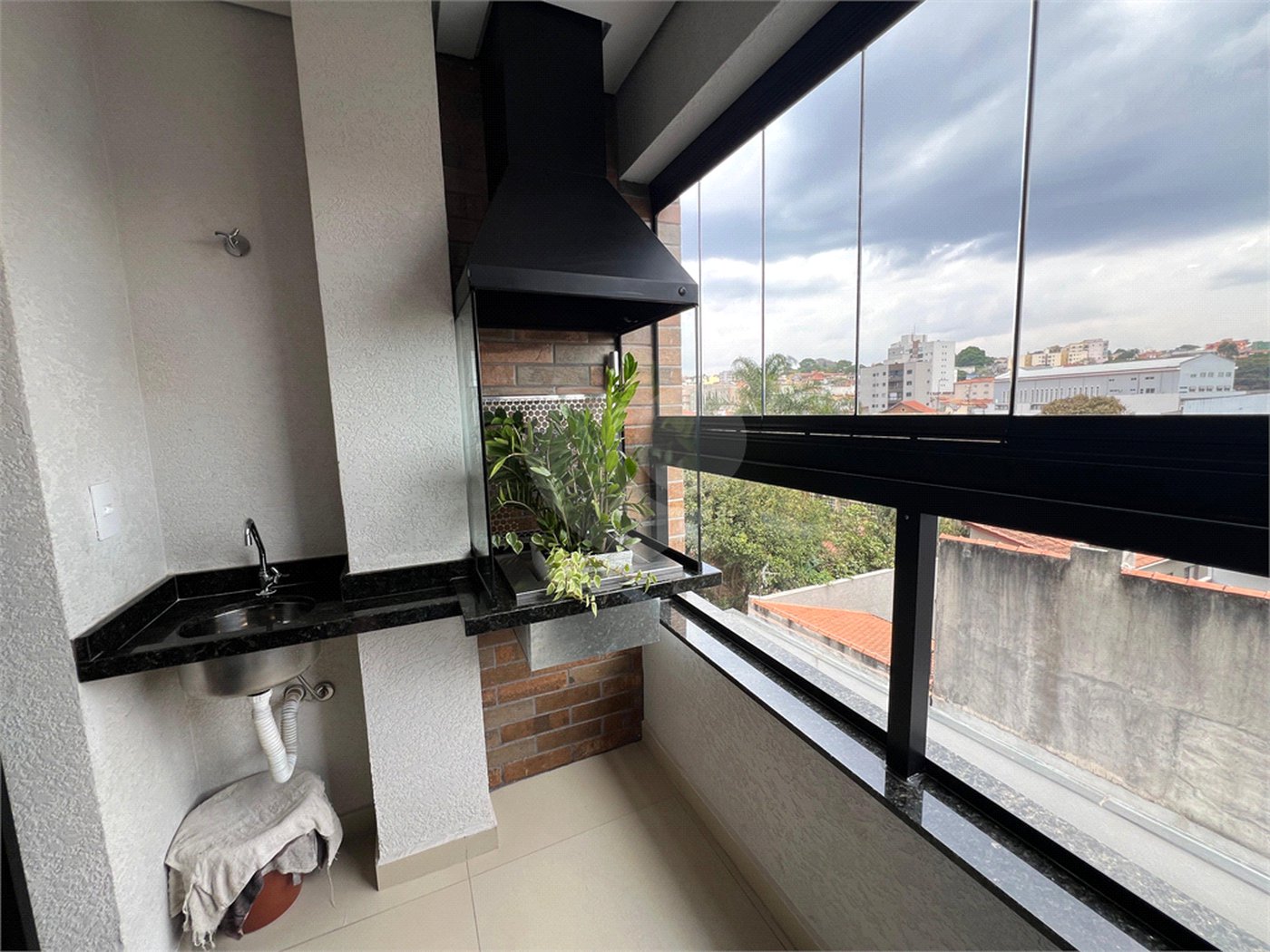Apartamento à venda com 2 suítes em Atibaia Jardim, Atibaia, SP