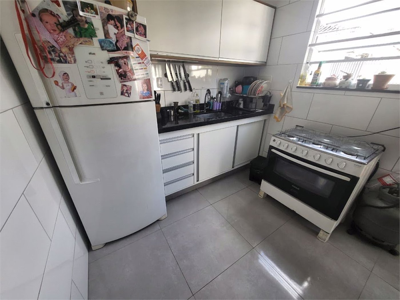 Apartamento Residencial à venda, Encruzilhada, Santos - AP0733.