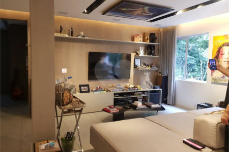 Apartamento à venda com 2 quartos, sendo 1 suíte, em Higienópolis, São Paulo, SP