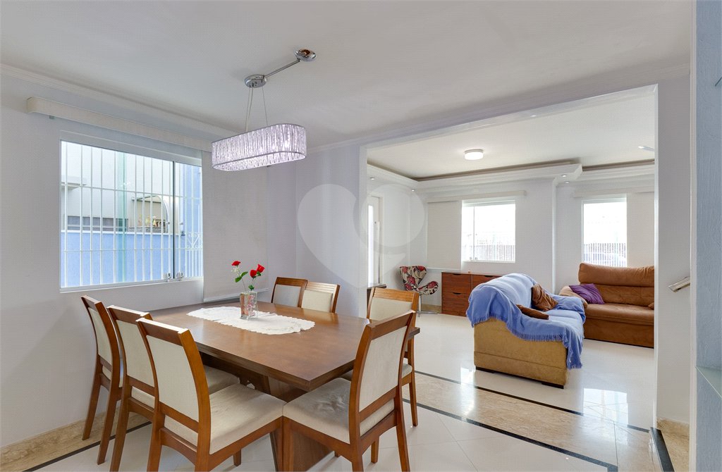 Casa à venda com 3 quartos, sendo 1 suíte, em Santo Amaro, São Paulo, SP