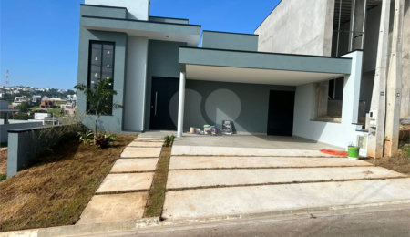 Casa à venda com 3 quartos, sendo 1 suíte,  no condomínio Phytos, Itupeva - SP