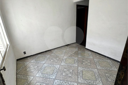 Casa à venda com 2 quartos, sendo 1 suíte,  em Vila Augusta, Guarulhos, SP