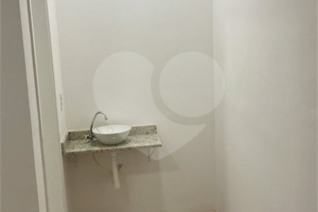 Apartamento à venda com 2 quartos, sendo 1 suíte,  em Jardim dos Manacás, Araraquara, SP