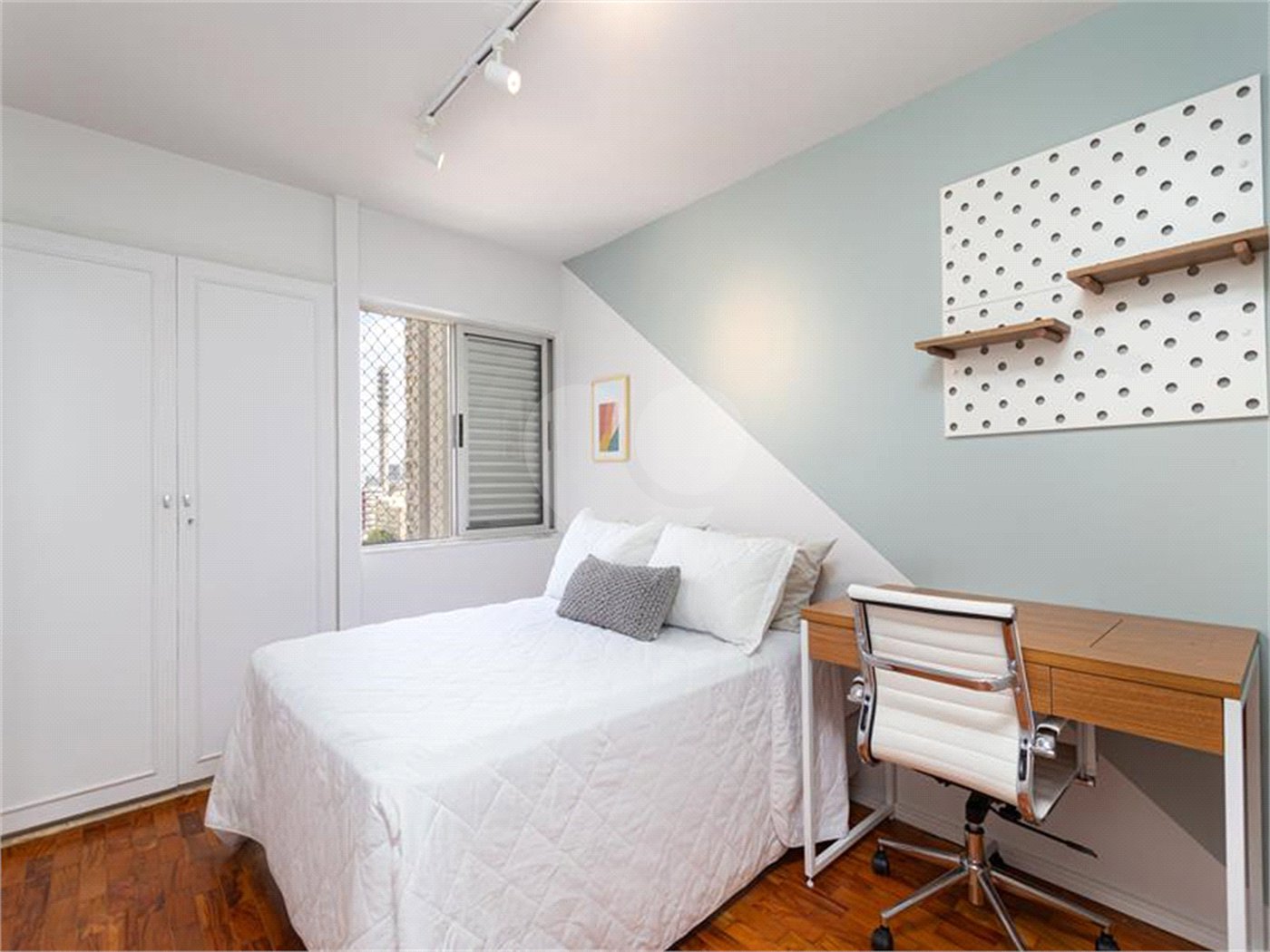 Apartamento à venda com 4 quartos, sendo 1 suíte, em Vila Cordeiro, São Paulo, SP