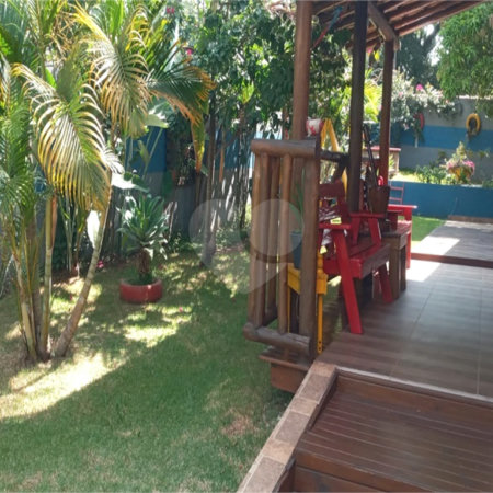 Chácara à venda com 3 quartos, sendo 2 suítes,  em Monterrey, Louveira, SP