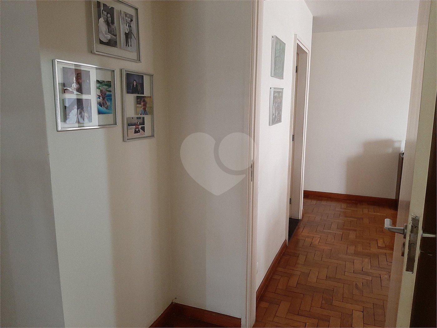Apartamento à venda com 3 quartos, sendo 1 suíte, em Vila Mariana, São Paulo, SP