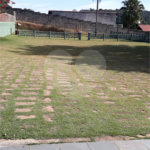 Casa à venda com 6 quartos, sendo 4 suítes, no condomínio Recanto dos Palmares, Atibaia - SP