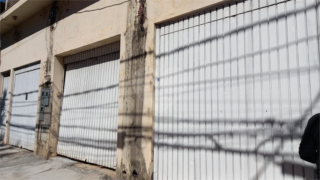 Terreno à venda com 8 quartos, sendo 2 suítes, em Santana, São Paulo, SP