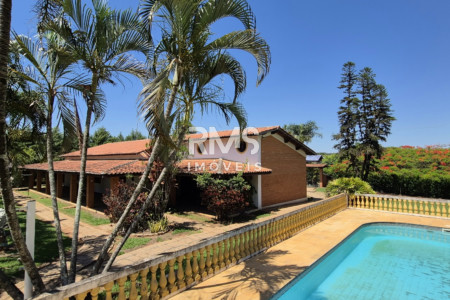 Chácara à venda com 4 quartos, sendo 1 suíte,  em Colinas do Mosteiro de Itaici, Indaiatuba, SP