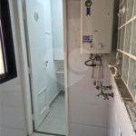 Apartamento à venda com 3 quartos, sendo 1 suíte,  em Cidade São Francisco, São Paulo, SP