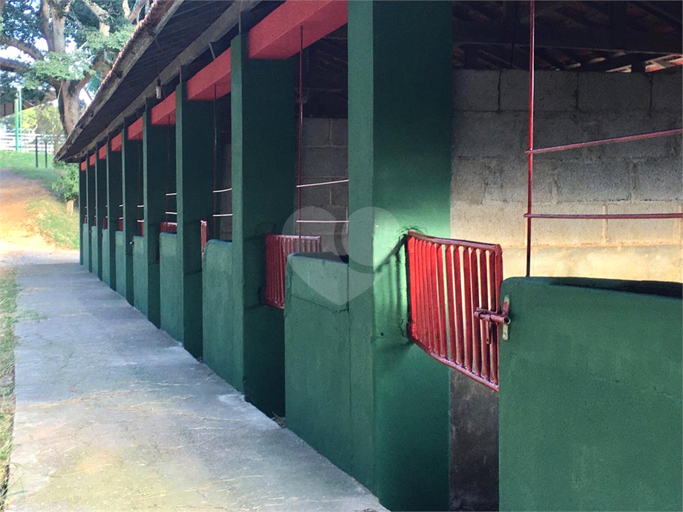 Sítio à venda com 3 suítes em Jardim Guaçu, São Roque, SP