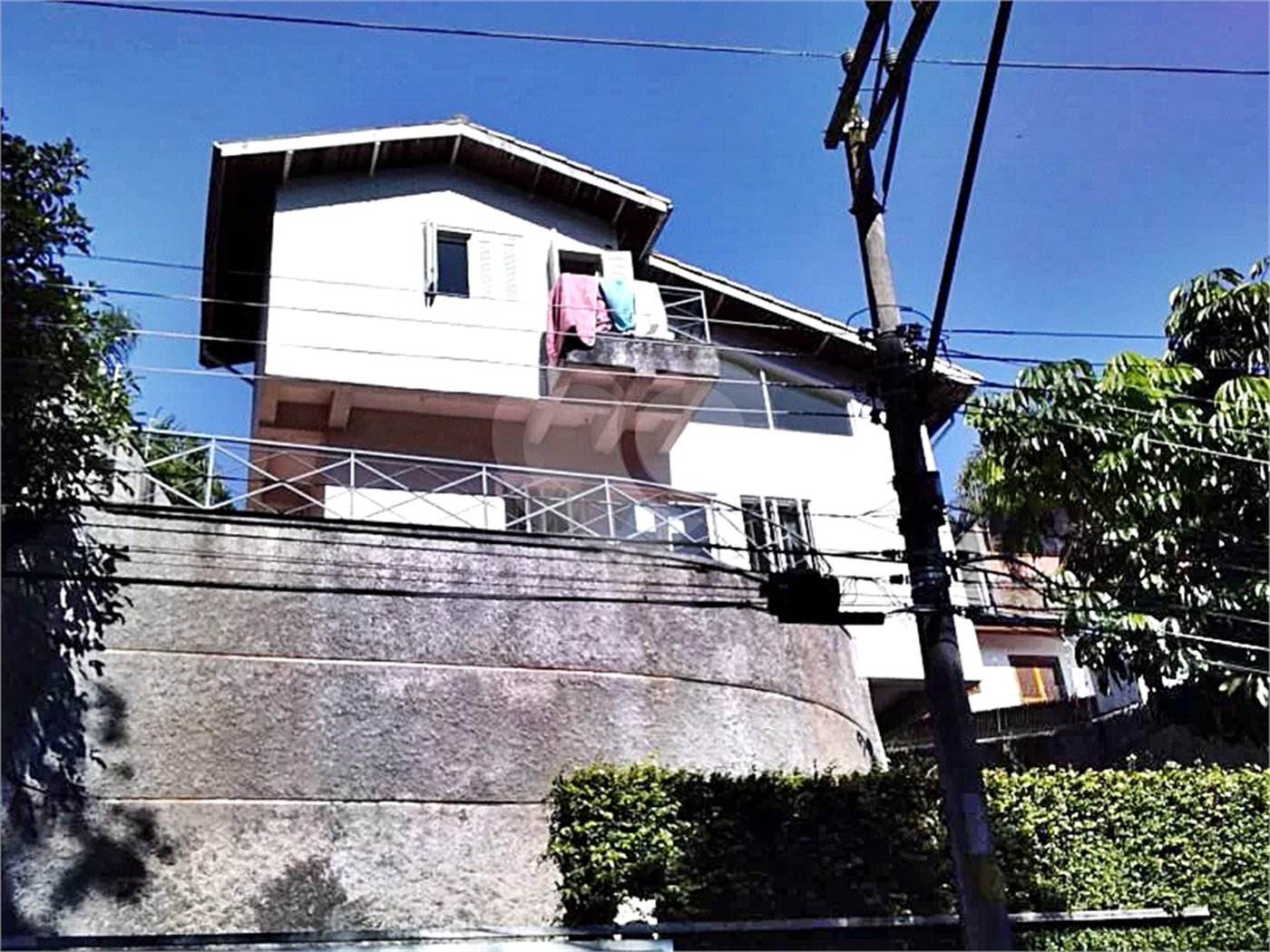 Sobrado à venda com 4 quartos, sendo 3 suítes, em Tremembé, São Paulo, SP