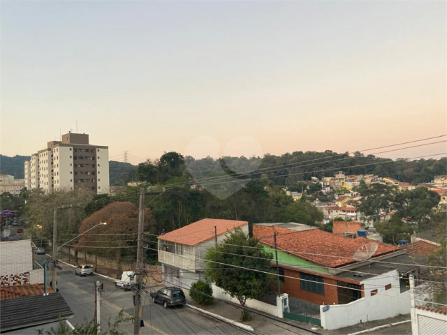 Sobrado à venda com 3 quartos, sendo 1 suíte,  em Horto Florestal, São Paulo, SP