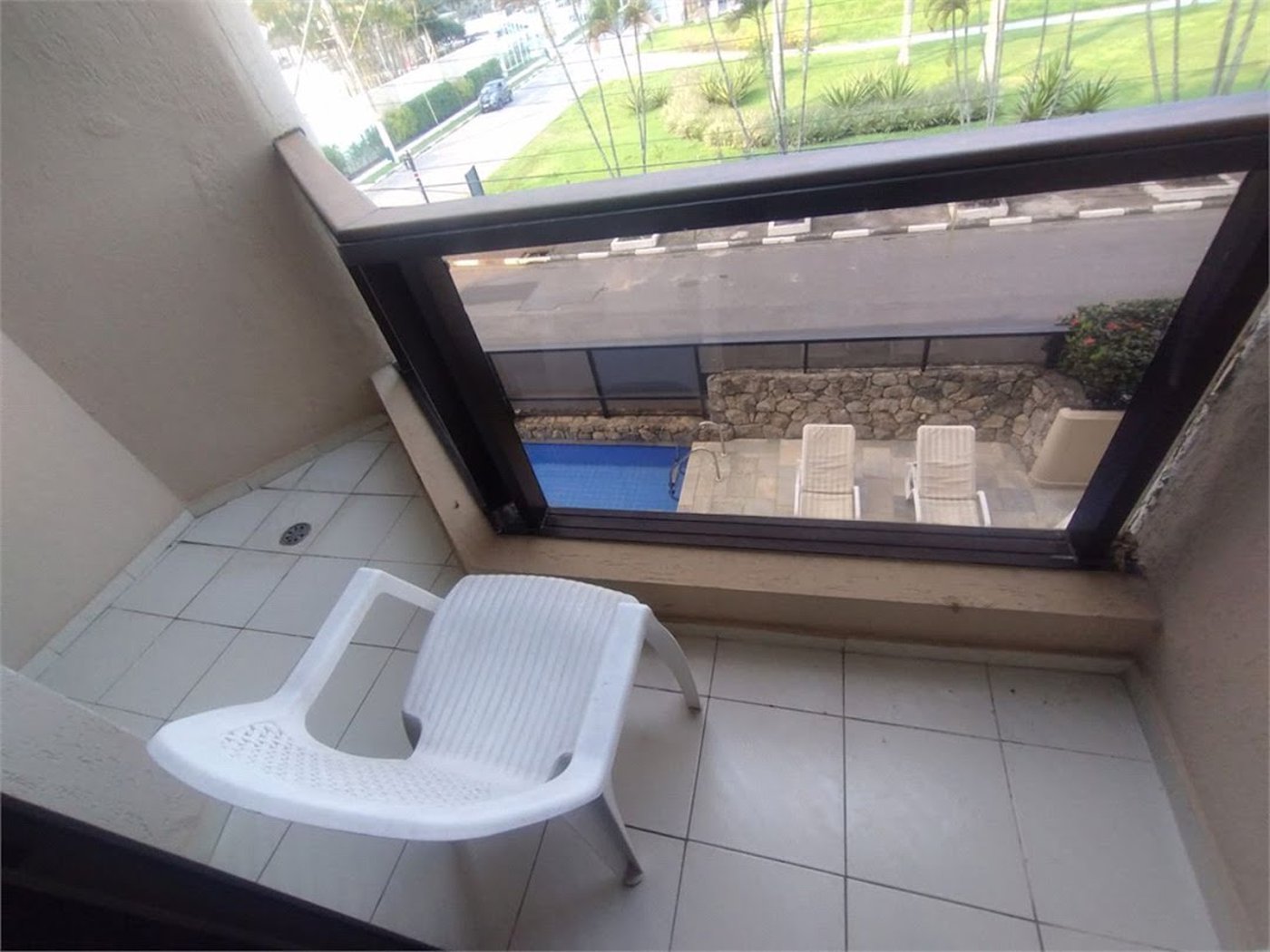 Apartamento com 4 dormitórios à venda, 145 m² por R$ 900.000,00 - Jardim das Conchas - Guarujá/SP
