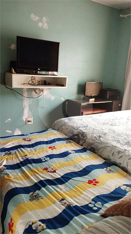 Sobrado à venda com 3 quartos, sendo 1 suíte,  em Vila Nova Cintra, Mogi das Cruzes, SP