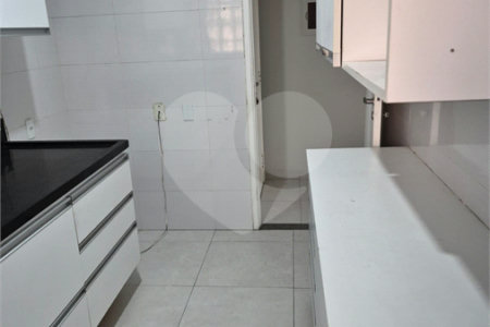Apartamento à venda com 3 quartos, sendo 1 suíte,  em Cidade São Francisco, São Paulo, SP