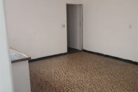 Sobrado à venda com 3 quartos em Vila Romana, São Paulo, SP