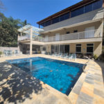 Casa à venda ou para alugar com 3 suítes no condomínio Sausalito, Mairiporã - SP
