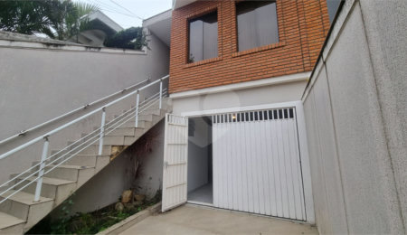 Sobrado à venda com 3 quartos, sendo 1 suíte, em Mandaqui, São Paulo, SP