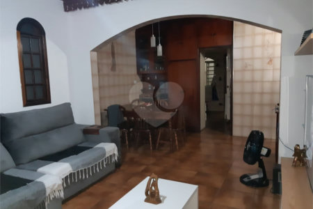 Casa Térrea à venda com 3 suítes em Vila Mazzei, São Paulo, SP
