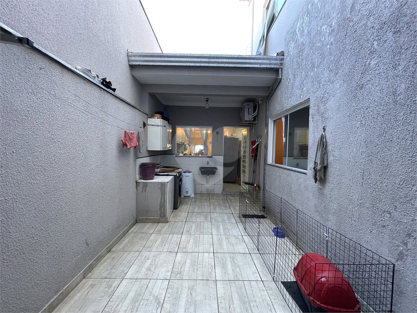 Casa à venda com 4 quartos, sendo 1 suíte, em Jardim Residencial Villa Amato, Sorocaba, SP