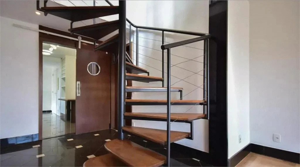 Cobertura à venda com 3 quartos, sendo 2 suítes, em Paraíso do Morumbi, São Paulo, SP